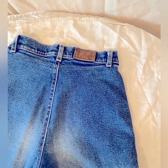 Vintage 1986 high waist, peg leg Lee jeans. Size 3, but fit like a 00 - Picture 2 of 8